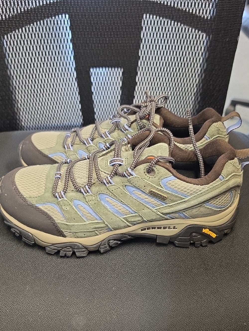 Merrell Men's Olive Green and Brown Trail Sneakers